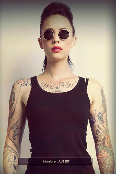 A4 vinyl factory-v2 DMLA Nimes-verres Essilor Nimes-opticien de proximite-opticien Nimes-lunettes pour enfants Nimes-lunettes de vue Nimes-optometrie Gard-lentilles de contact Nimes-lunettes pour bebes Gard-opticien pour enfants Gard