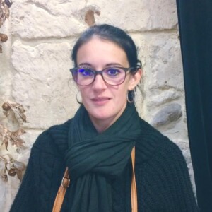 DMLA Nimes-verres Essilor Nimes-opticien de proximite-opticien Nimes-lunettes pour enfants Nimes-lunettes de vue Nimes-optometrie Gard-lentilles de contact Nimes-lunettes pour bebes Gard-opticien pour enfants Gard