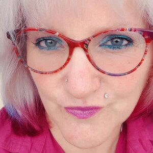 DMLA Nimes-verres Essilor Nimes-opticien de proximite-opticien Nimes-lunettes pour enfants Nimes-lunettes de vue Nimes-optometrie Gard-lentilles de contact Nimes-lunettes pour bebes Gard-opticien pour enfants Gard